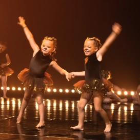 eveil danse l&eacute;zignan